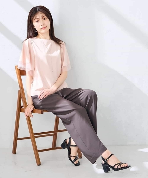 a.v.v(アーヴェヴェ)の「【接触冷感/UVカット】シアー切替フレアスリーブトップス(Tシャツ/カットソー・レディース・ブラック/アイボリー/ブルー/ライトピンク・36/38/40)」の8枚目の写真