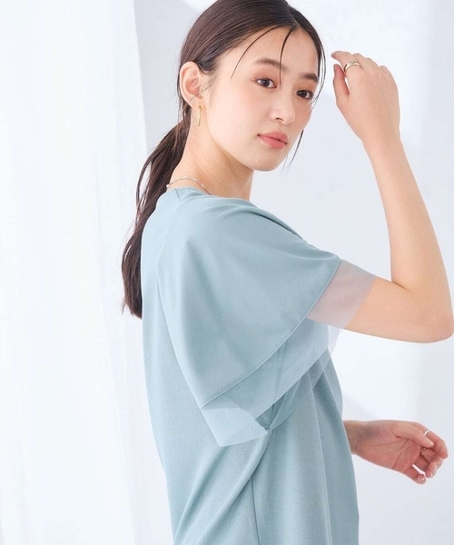 a.v.v(アーヴェヴェ)の「【接触冷感/UVカット】シアー切替フレアスリーブトップス(Tシャツ/カットソー・レディース・ブラック/アイボリー/ブルー/ライトピンク・36/38/40)」の21枚目の写真