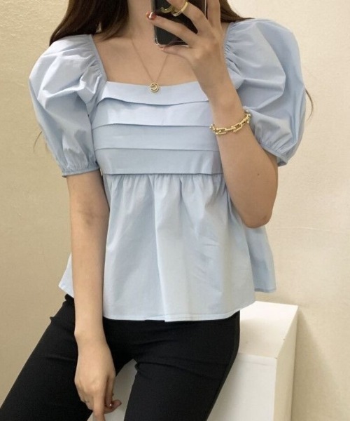 Beststore（ベストストア）の「パフスリーブ＆スクエアネック フロントプリーツ ペプラムブラウス（シャツ/ブラウス・レディース・ブラック/ホワイト/ブルー・FREE）」の19枚目の写真