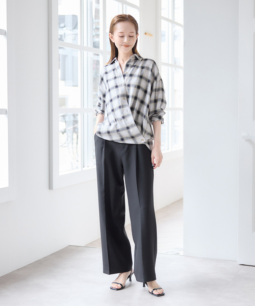 U by SPICK&SPAN（ユーバイスピックアンドスパン）の「カシュクールシャツ（シャツ/ブラウス・レディース・チャコールグレー/ブラウン・FREE）」の3枚目の写真
