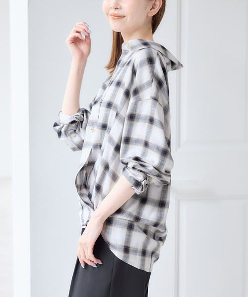 U by SPICK&SPAN（ユーバイスピックアンドスパン）の「カシュクールシャツ（シャツ/ブラウス・レディース・チャコールグレー/ブラウン・FREE）」の11枚目の写真