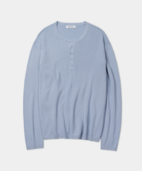 Light Heather Neck Knit T‑shirt — футболка с легким голубым оттенком