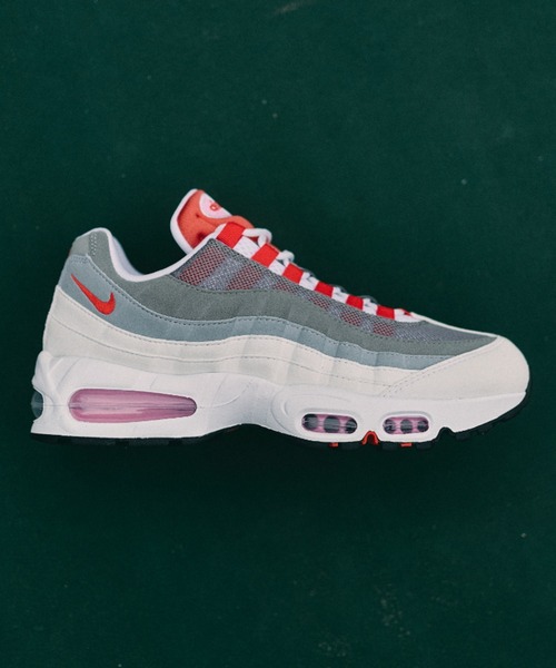 NIKE（ナイキ）の「W AIR MAX 95 BIG BUBBLE　HJ5996-101（スニーカー・レディース・ホワイト・25.0cm/27.5cm/27.0cm/24.5cm/24.0cm/29.0cm/28.5cm/28.0cm/26.5cm/26.0cm/25.5cm）」の7枚目の写真