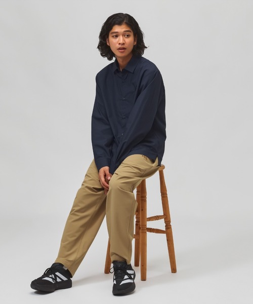 adidas(アディダス)の「【別注】アディダス adidas M LUXA スラックス AP 限定コラボ(スラックス・メンズ・ベージュ/ブラック・L/M/S/3L/LL)」の5枚目の写真