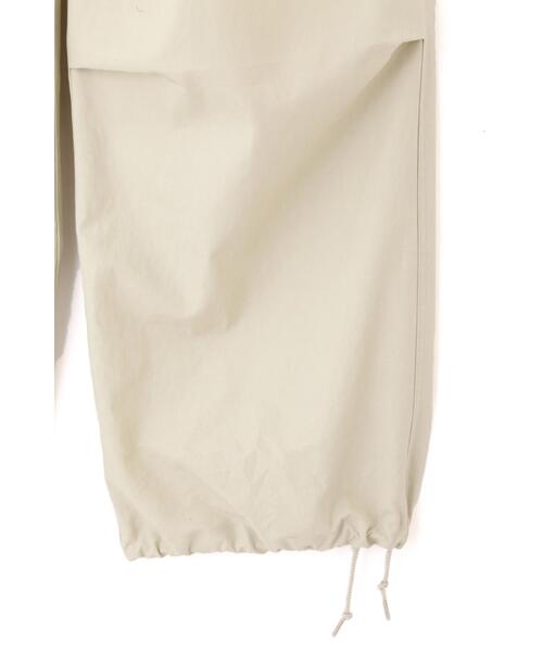 YLEVE(イレーヴ)の「YLEVE / HIGHDENSITY COTTON BROAD M-51 TROUSERS(その他パンツ・メンズ・ネイビー/カーキ・4/3)」の11枚目の写真