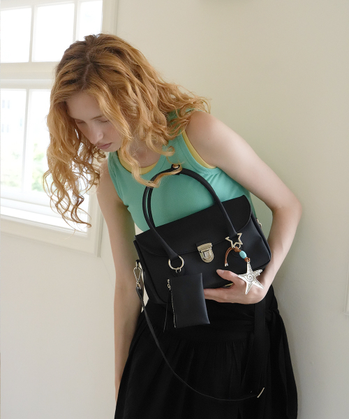 OMNIPOTENT(オムニポテント)の「Candy Jelly Cross Bag & Card Wallet _4Colors(トートバッグ・レディース・ミント/ブラック/ホワイト/ライトブルー・FREE)」の8枚目の写真