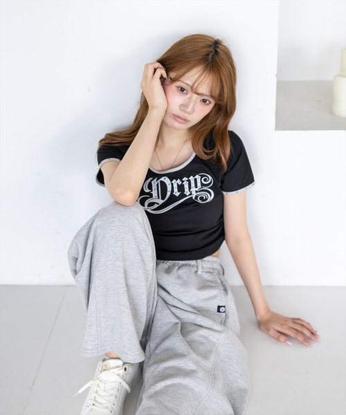 clear（クリア）の「接触冷感サイドシャーリングTシャツ［骨格ストレート／韓国ファッション／Y2K／ストリート］（Tシャツ/カットソー・レディース・ブラック/オフホワイト/ピンク・F）」の19枚目の写真