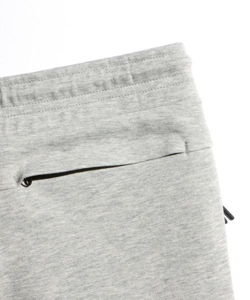 NIKE（ナイキ）の「＜NIKE＞ TECH FLEECE SHORTS/ショーツ（その他パンツ・メンズ・ブラック/グレー・MEDIUM/SMALL）」の12枚目の写真
