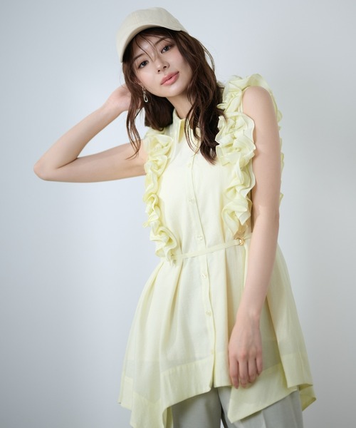 AND COUTURE（アンドクチュール）の「肩フリルノースリーブチュニックブラウス（チュニック・レディース・オフホワイト/イエロー/ネイビー・FREE）」の19枚目の写真