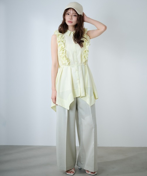 AND COUTURE（アンドクチュール）の「肩フリルノースリーブチュニックブラウス（チュニック・レディース・オフホワイト/イエロー/ネイビー・FREE）」の21枚目の写真