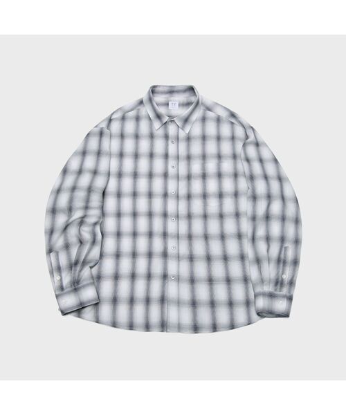 TY(ティワイ)の「オールデイオンブレシャツ_ブラック(シャツ/ブラウス・レディース・ブラック・MEDIUM/LARGE/X-LARGE)」の1枚目の写真