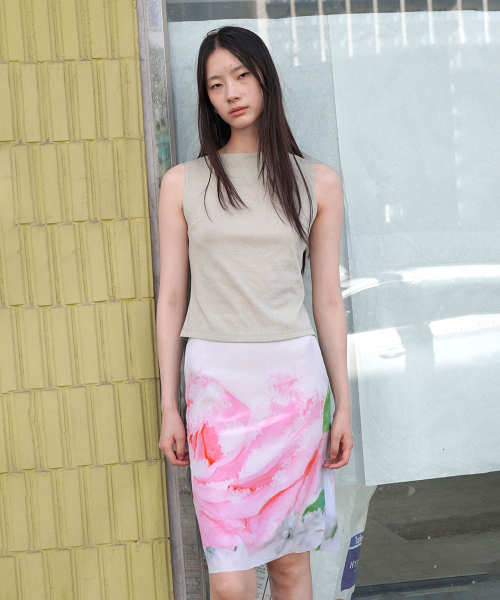 NUUANU(ヌアヌ)の「Lumine Top_Pale Sage(Tシャツ/カットソー・レディース・その他・1/2/3)」の1枚目の写真