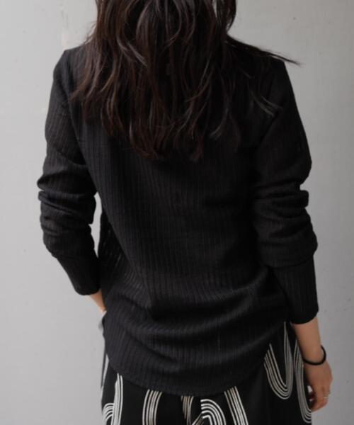 YENN（イエン）の「YENN（イエン）STRIPE SHEER RIB TEE（Tシャツ/カットソー・レディース・アイボリー/ブラック・F）」の4枚目の写真