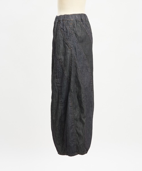 gomme（ゴム）の「マーブルデニムパンツ（デニムパンツ・レディース・ブラック/インディゴブルー・MEDIUM）」の14枚目の写真