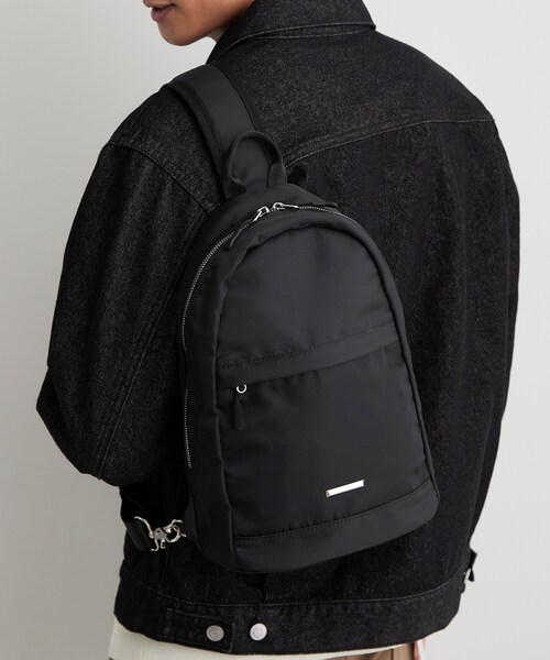 THE SHOP TK (ザ ショップ ティーケー )の「ビッグ ワンショルダーボディバッグ(ボディバッグ/ウエストポーチ・メンズ・ブラック系5/ブラック・00)」の2枚目の写真