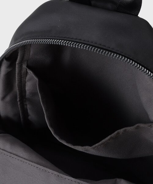 THE SHOP TK (ザ ショップ ティーケー )の「ビッグ ワンショルダーボディバッグ(ボディバッグ/ウエストポーチ・メンズ・ブラック系5/ブラック・00)」の17枚目の写真