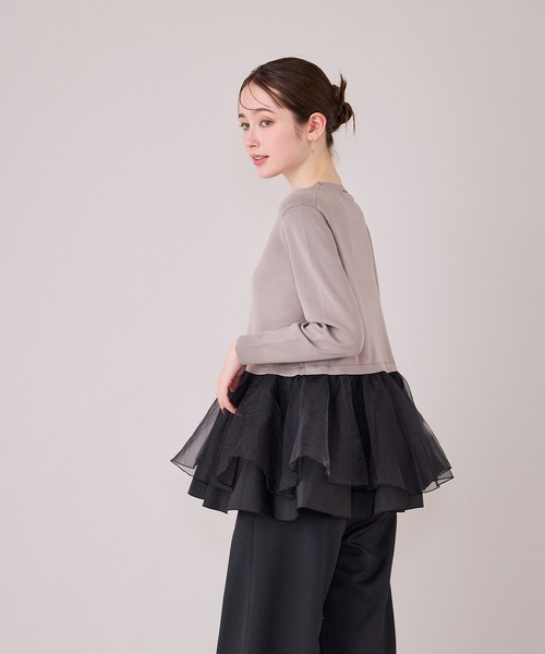 Audie a Muses（オーディアミューズ）の「裾シアーペプラムニットプルオーバー（ニット/セーター・レディース・グレー/ブラック・42/38）」の14枚目の写真