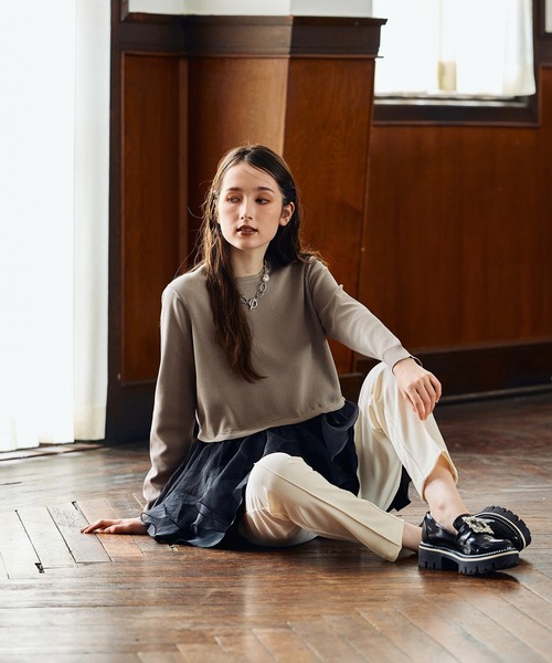 Audie a Muses（オーディアミューズ）の「裾シアーペプラムニットプルオーバー（ニット/セーター・レディース・グレー/ブラック・42/38）」の6枚目の写真