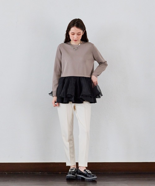 Audie a Muses（オーディアミューズ）の「裾シアーペプラムニットプルオーバー（ニット/セーター・レディース・グレー/ブラック・42/38）」の22枚目の写真