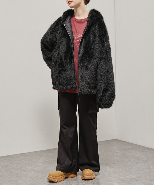Alfred Alex(アルフレッドアレックス)の「【Alfred Alex】Faux Fur Hooded Blouson / オーバーサイズ フードファーブルゾン(ブルゾン・メンズ・グレー/ブラック/ブラック×ベージュ・M/L)」の21枚目の写真