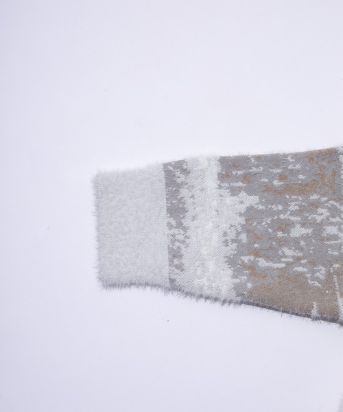 F/CE. （エフシーイー）の「F/CE. FINNISH LANDSCAPE SOLOTEX KNIT - SNOW / エフシーイー フィンランド ランドスケープ ソロテックス ニット - スノー（ニット/セーター・メンズ・ホワイト×グレー・LARGE/MEDIUM）」の5枚目の写真