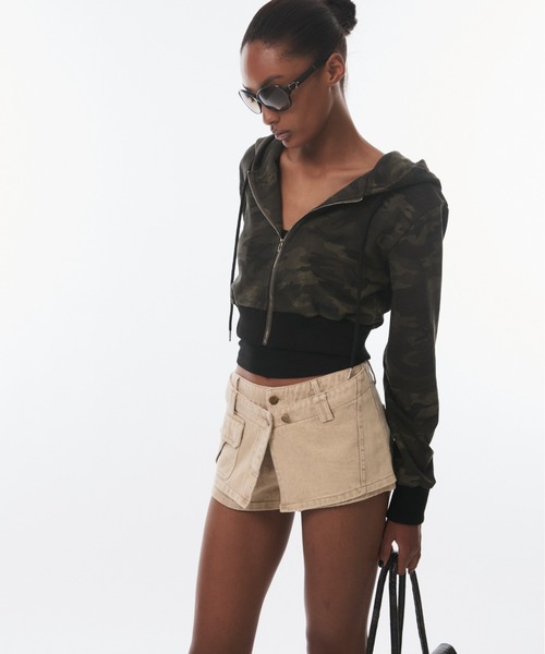 BLONDEY(ブロンディ)の「CARGO WRAP SHORTS(カーゴパンツ・レディース・ブラック/ベージュ・FREE)」の6枚目の写真