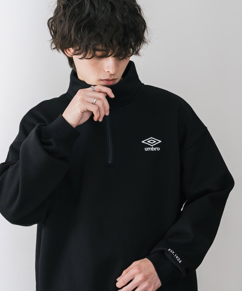 UMBRO(アンブロ)の「UMBRO アンブロ 別注コラボ オーバーサイズ裏起毛ワンポイントロゴ刺繍ハーフジップ長袖スウェット(スウェット・メンズ・杢グレー/チャコール/ブラック/ネイビー・L/M/XL)」の7枚目の写真