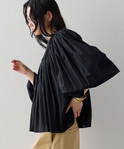 Dhritie(ドゥリティエ)の「【Dhritië】タックギャザーブラウス(シャツ/ブラウス・レディース・アイボリー/パープル/ブラック・FREE)」の12枚目の写真