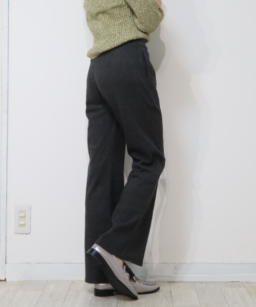 DISKEEN SURE(ディスキーンシュアー)の「絶妙なシューカットで美脚見え!ジャージタッチフレアパンツ(その他パンツ・レディース・チャコール/ブラック/グレー・FREE)」の7枚目の写真