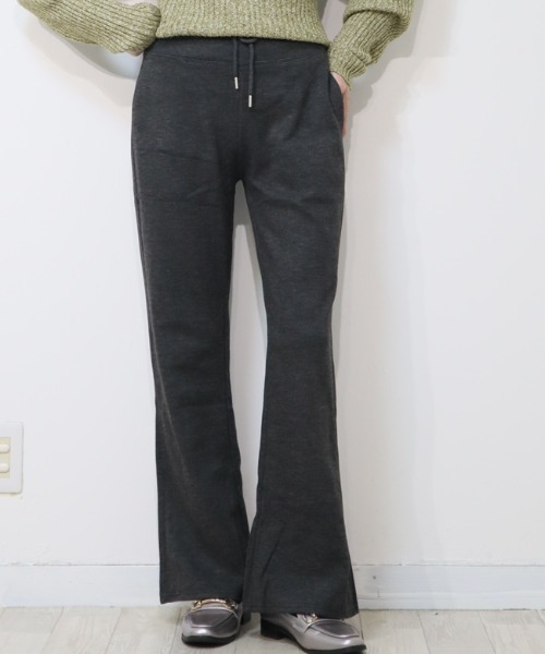 DISKEEN SURE(ディスキーンシュアー)の「絶妙なシューカットで美脚見え!ジャージタッチフレアパンツ(その他パンツ・レディース・チャコール/ブラック/グレー・FREE)」の9枚目の写真