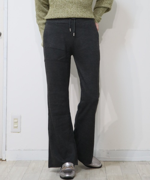DISKEEN SURE(ディスキーンシュアー)の「絶妙なシューカットで美脚見え!ジャージタッチフレアパンツ(その他パンツ・レディース・チャコール/ブラック/グレー・FREE)」の11枚目の写真
