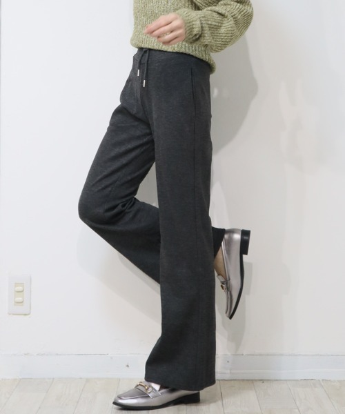 DISKEEN SURE(ディスキーンシュアー)の「絶妙なシューカットで美脚見え!ジャージタッチフレアパンツ(その他パンツ・レディース・チャコール/ブラック/グレー・FREE)」の12枚目の写真