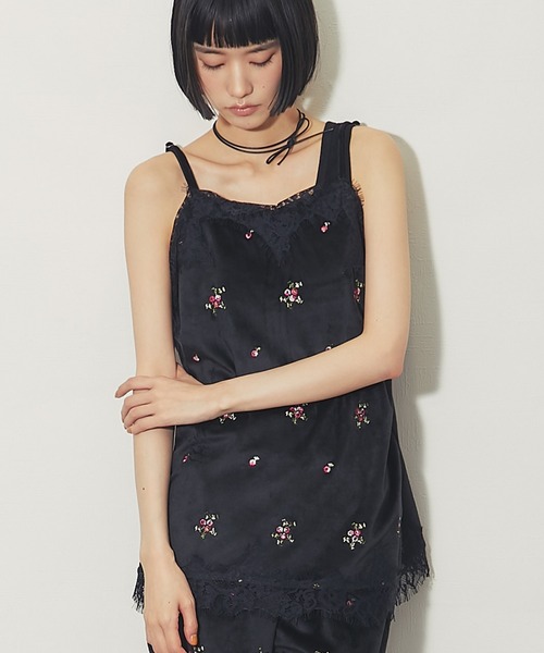 ANOTHER S(アナザーエス)の「花柄刺繍ベロアキャミソール(キャミソール・レディース・ブラック/ブラウン・FREE)」の9枚目の写真