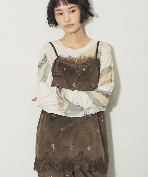 ANOTHER S(アナザーエス)の「花柄刺繍ベロアキャミソール(キャミソール・レディース・ブラック/ブラウン・FREE)」の22枚目の写真
