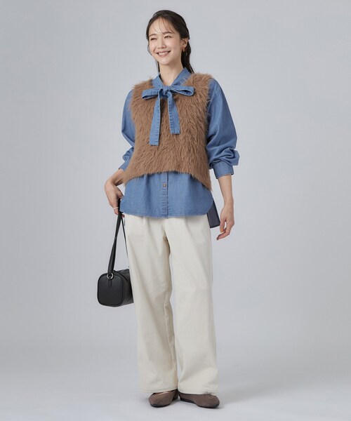 SHOO・LA・RUE(シューラルー)の「【S-LL/洗濯機可】華やぐデニムボウタイリボンシャツ(シャツ/ブラウス・レディース・ブルー/ブルー系その他・03/02/04/01)」の5枚目の写真