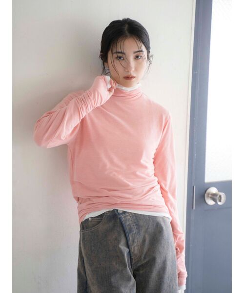 Ungrid（アングリッド）の「ハイネックロングスリーブTee（Tシャツ/カットソー・レディース・ピンク/ブラウン/オフホワイト/ブルー・FREE）」の4枚目の写真