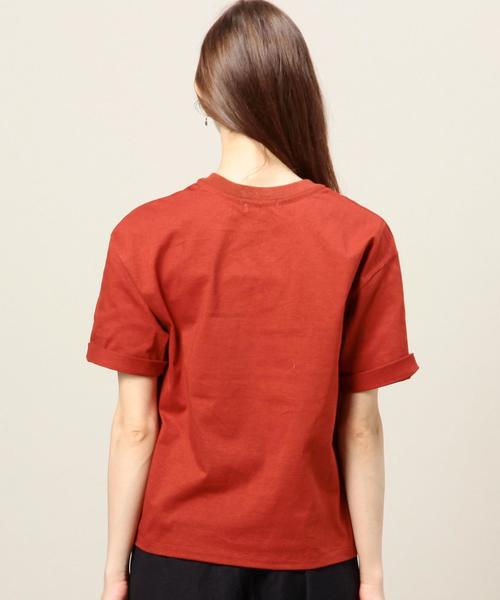 BEAUTY&YOUTH UNITED ARROWS(ビューティーアンドユースユナイテッドアローズ)の「BY BD ロールアップVネックTシャツ◆(Tシャツ/カットソー・レディース・ホワイト/ベージュ/レッド/ブラック・FREE)」の16枚目の写真