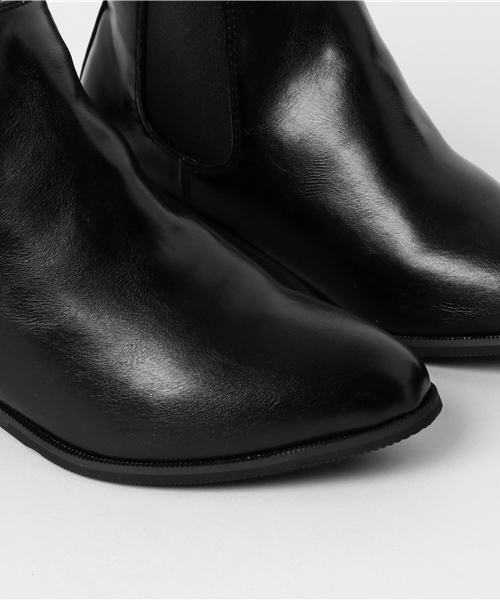 SESTO(セスト)の「ウッドヒールのショート丈のサイドゴアブーツ(ブーツ・レディース・ブラック/ブラック系その他2/ネイビー/ブラウン系その他/ホワイト/ダークブラウン/ブラック系その他・LL/3L/L/M/S)」の13枚目の写真