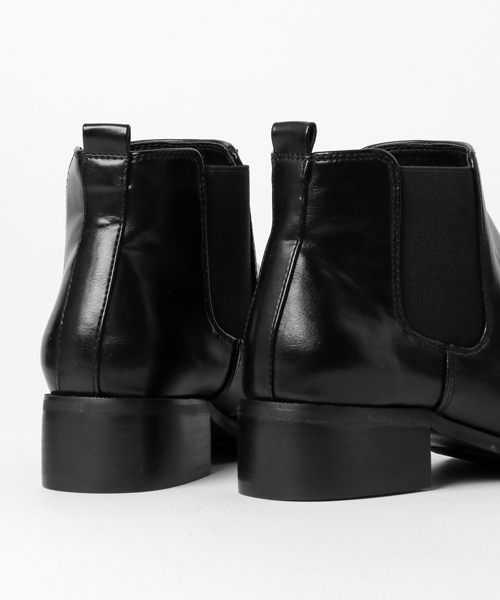 SESTO(セスト)の「ウッドヒールのショート丈のサイドゴアブーツ(ブーツ・レディース・ブラック/ブラック系その他2/ネイビー/ブラウン系その他/ホワイト/ダークブラウン/ブラック系その他・LL/3L/L/M/S)」の15枚目の写真