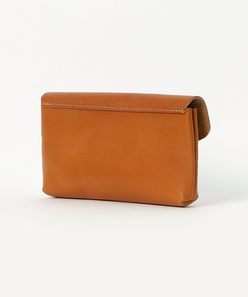 SNOOPY×OLD BETTY'S（スヌーピーカケルオールドベティーズ）の「SNOOPY Leather Flap Wallet/スヌーピーレザーフラップウォレット（財布・レディース・キャメル/ブラウン・FREE）」の4枚目の写真