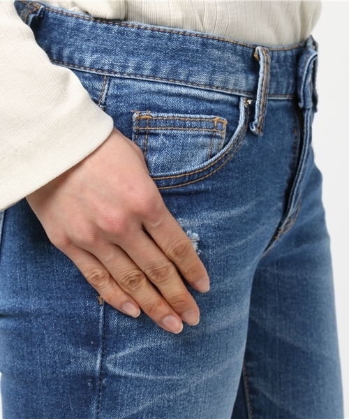 Eldia'lu（エルディアル）の「グラデーションダメージスキニーデニム（デニムパンツ・レディース・ブルー・MEDIUM/SMALL/LARGE）」の9枚目の写真