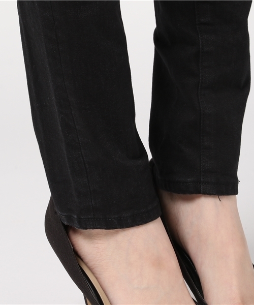 JILL STUART（ジルスチュアート）の「《JILL JEAN》ベーシックスキニーパンツ（デニムパンツ・レディース・ブラック/ブルー・0/2/4）」の9枚目の写真
