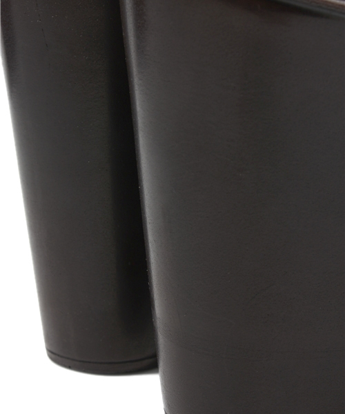 Chico（チコ）の「Victor クロスストラップサンダル（サンダル・レディース・キャメル/チョコ/ブラック・SMALL/MEDIUM/LARGE）」の7枚目の写真