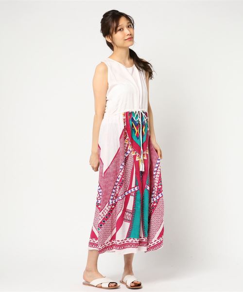 チャイハネ（チャイハネ）の「【チャイハネ】yul アフリカン柄ノースリーブワンピース（ワンピース・レディース・ホワイト/ブラック/オレンジ・FREE）」の4枚目の写真