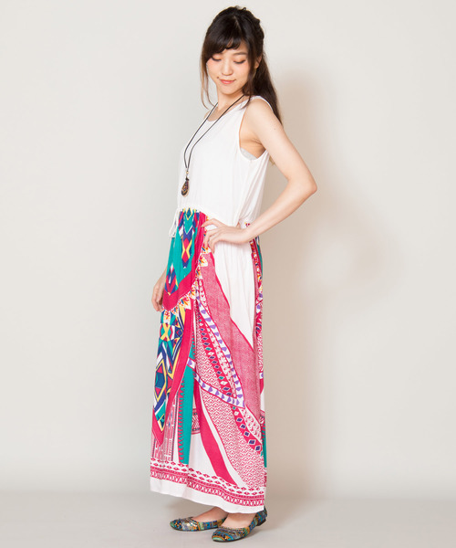 チャイハネ（チャイハネ）の「【チャイハネ】yul アフリカン柄ノースリーブワンピース（ワンピース・レディース・ホワイト/ブラック/オレンジ・FREE）」の5枚目の写真