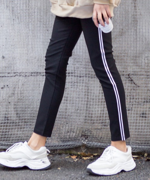 SpRay(スプレイ)の「サイドラインSKINNY(その他パンツ・レディース・ホワイト/ブラック/ホワイト×ブラック/レッド/イエロー・FREE)」の19枚目の写真