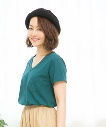 ポケット付きVネックTシャツ