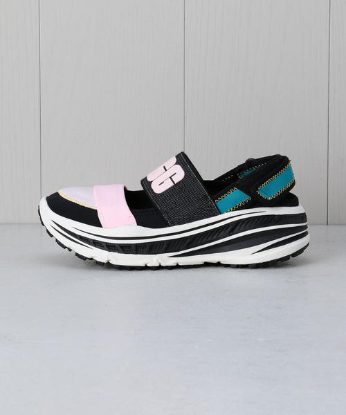 UGG（アグ）の「＜UGG＞SLINGBACK RUNNER/シューズ（その他