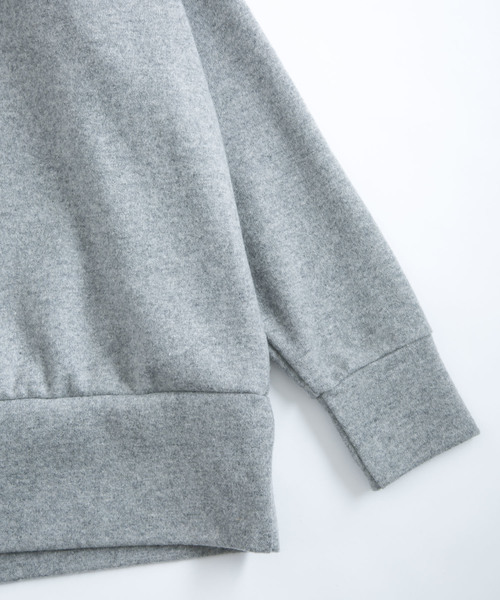 OURET（オーレット）の「ラグランプルオーバー -　縮絨ソフトウールニット　-（ニット/セーター・メンズ・グレー/ボルドー/ブラック・1/2/3）」の6枚目の写真