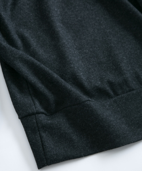 OURET（オーレット）の「ラグランプルオーバー -　縮絨ソフトウールニット　-（ニット/セーター・メンズ・グレー/ボルドー/ブラック・1/2/3）」の14枚目の写真